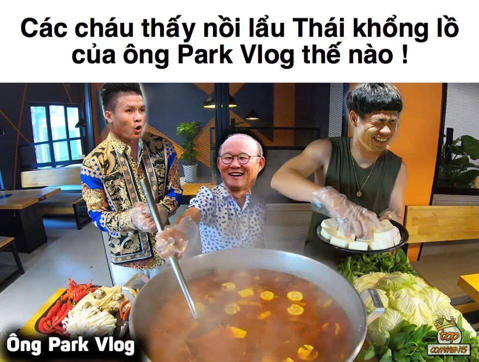 Việt Nam thắng kịch tính Thái Lan, HLV Park được mệnh danh là "vlogger triệu views"