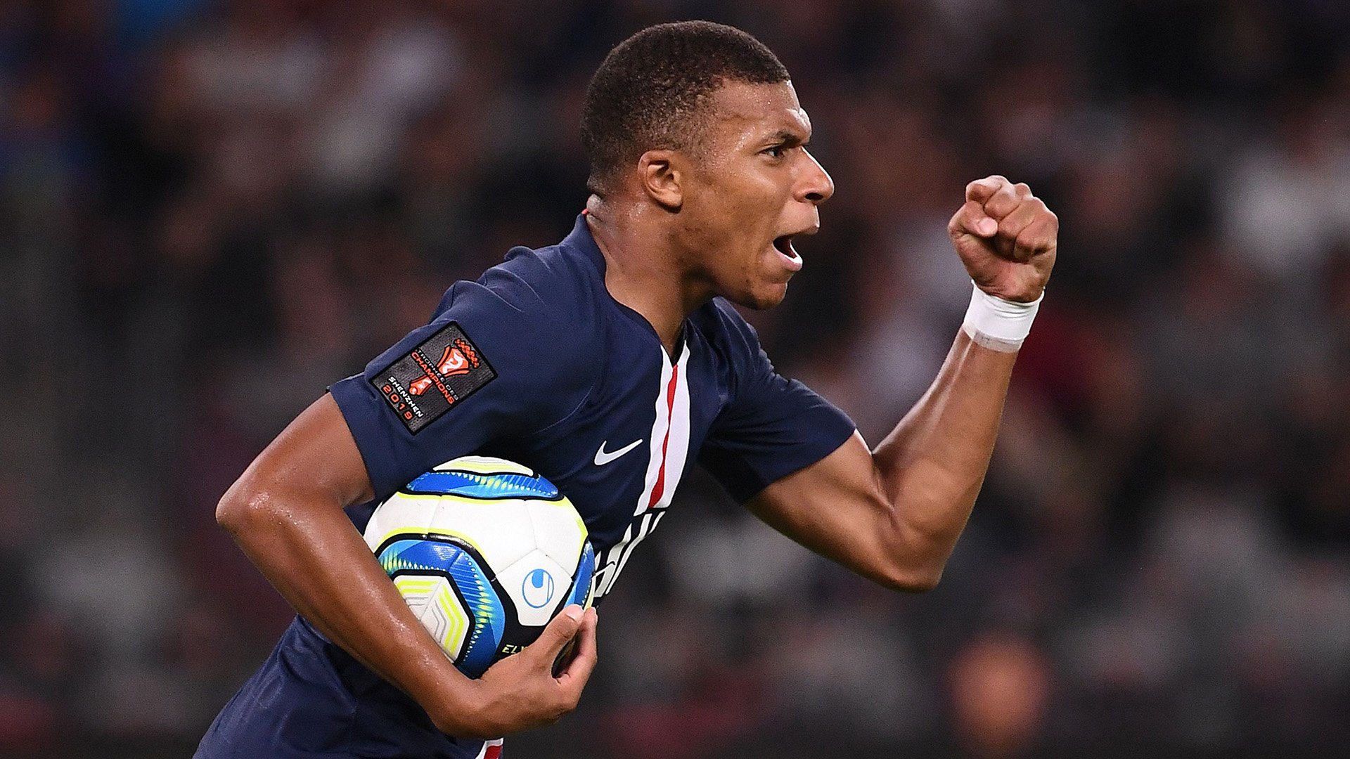 Chuyển nhượng bóng đá mới nhất: Real Madrid nhòm ngó Mbappe