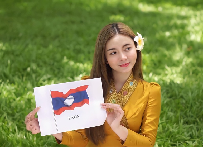 Du học sinh Lào tại Việt Nam chiếm spotlight nhờ sắc vóc trời ban