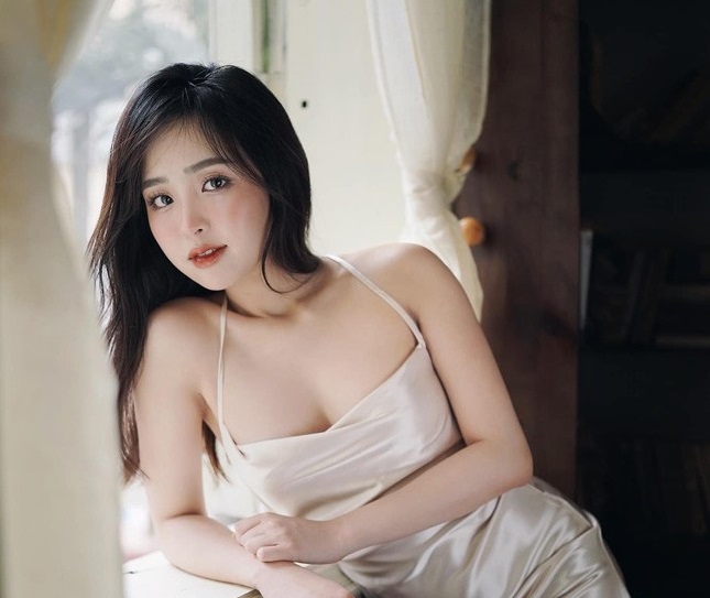 Hot girl Hà thành 2 lần sinh con vẫn đẹp mơn mởn