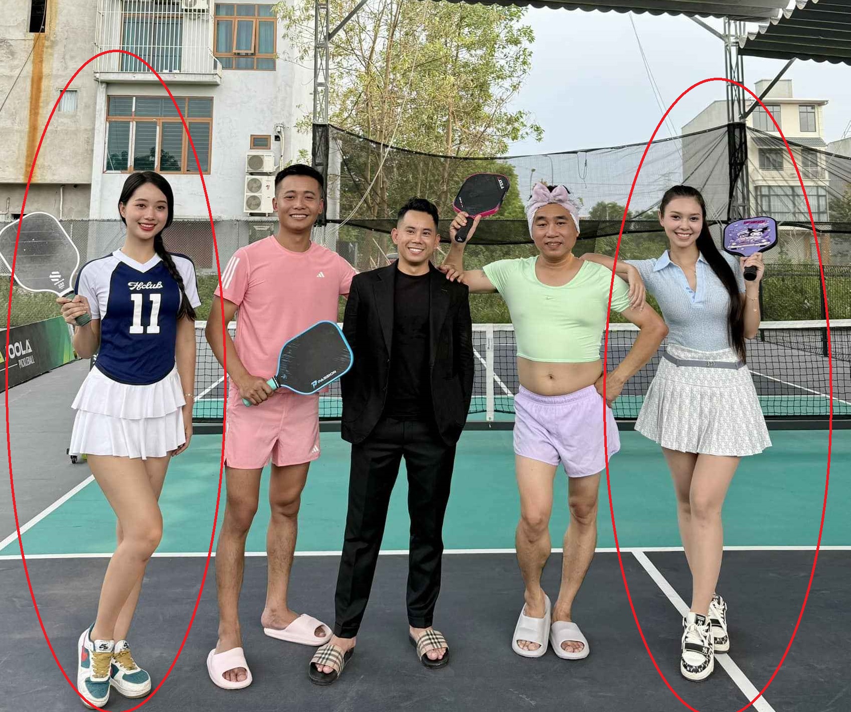 Mỹ nhân chơi Pickleball với Quang Linh Vlogs toàn hot girl, hoa khôi