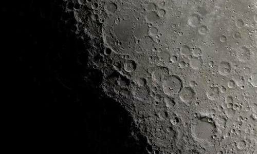 Khoa học dùng AI đếm số miệng hố trên Mặt trăng thế nào?