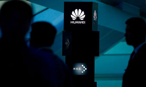 Nhiều công ty công nghệ Mỹ vẫn "đi đêm" với Huawei