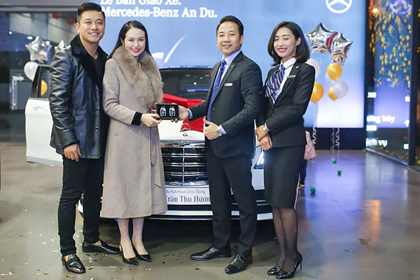 Tuấn Hưng, Trấn Thành bán xe sang Mercedes 