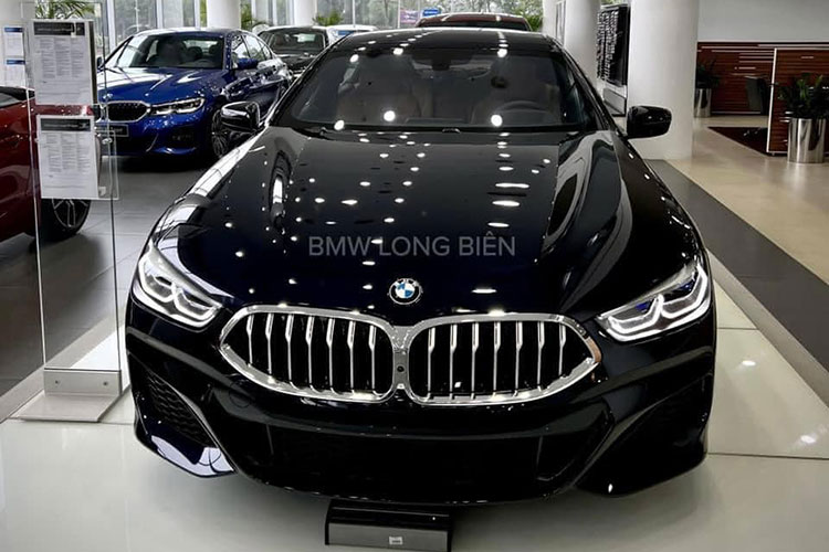 Cận cảnh BMW 8-Series 2022 hơn 6,7 tỷ đồng