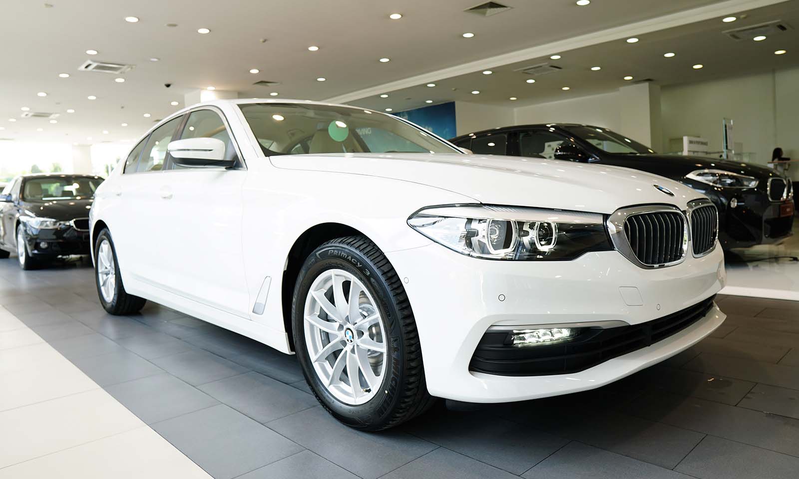 Khám phá BMW 5-Series 2019 mới giá 2,4 tỷ tại Việt Nam