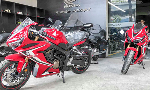 Cận cảnh Honda CBR650R giá 254 triệu tại TP HCM