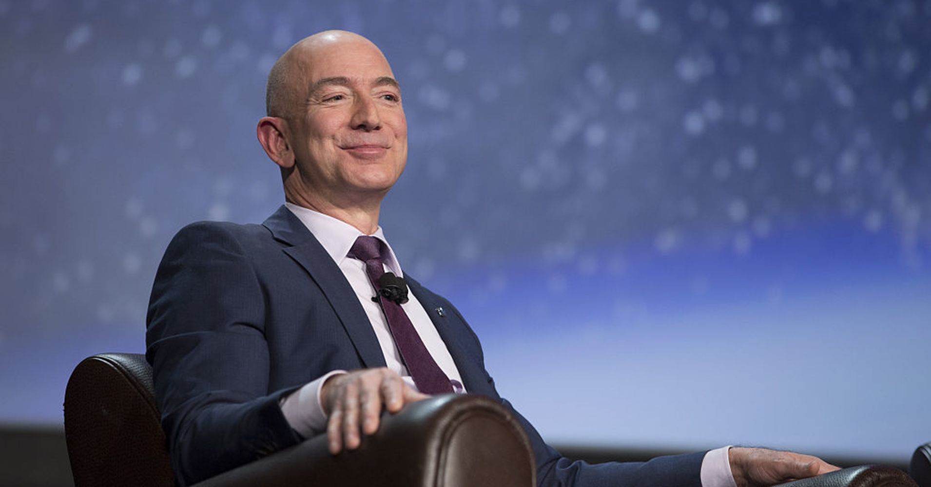 Với gia tài khổng lồ, tỷ phú Jeff Bezos lại tiêu tiền thế này