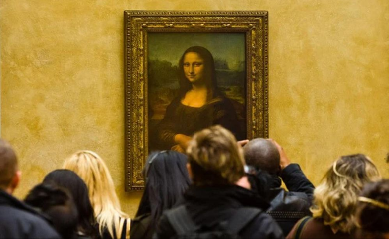 Phát hiện 3 bí mật khi phóng to tuyệt tác Mona Lisa