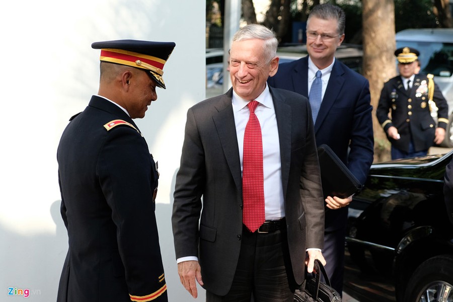  Bộ trưởng Quốc phòng Mỹ James Mattis chiều 24/1 bắt đầu chuyến thăm chính thức Việt Nam theo lời mời của Bộ trưởng Quốc phòng Việt Nam, Đại tướng Ngô Xuân Lịch.