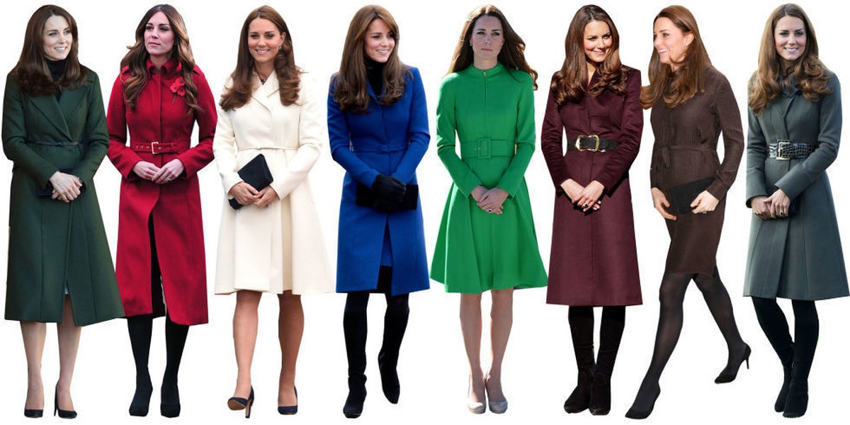 Một chiếc áo khoác có thắt lưng tông màu đá quý là trang phục công nương Kate Middleton hay mặc. Hình ảnh này còn ghi nhớ bởi đôi bàn tay thường trực đan vào nhau theo kiểu rất hoàng gia.