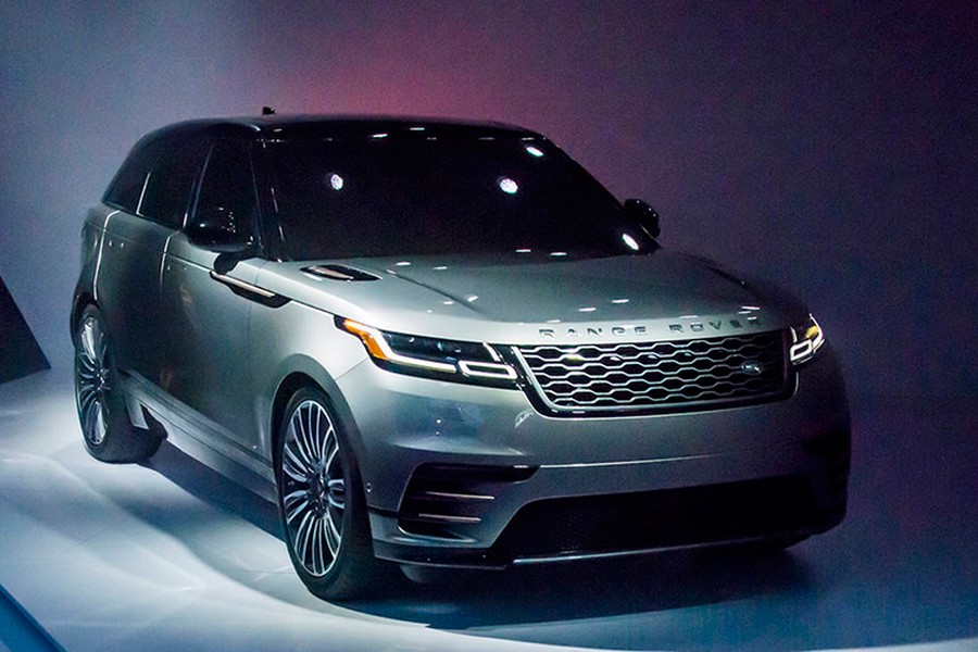 Sau 5 tháng ra mắt tại triển lãm Geneva 2017, mẫu SUV hạng sang  Range Rover Velar 2018 đã nhanh chóng được hãng xe Anh quốc đưa về thị trường Đông Nam Á, cụ thể là Thái Lan, để giới thiệu với khách hàng.