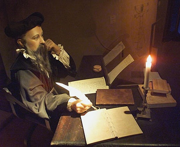 Michel de Nostredame (1503 - 1566) hay còn gọi Nostradamus là nhà chiêm tinh người Pháp nổi tiếng thế giới. Ông xuất bản cuốn sách "Những lời tiên tri" vào năm 1555. Trong tác phẩm này, nhà tiên tri Nostradamus đã đưa ra nhiều  tiên đoán về tương lai nhân loại từ giữa thế kỷ 16 cho đến ngày tận thế, mà ông cho là sẽ xảy ra vào năm 3797.