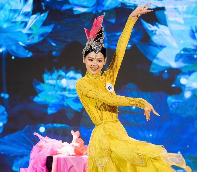 Thời gian qua thông tin " hot girl bóng chuyền" xứ Nghệ Nguyễn Ngân Hà đăng kí tham gia dự thi Miss World Vietnam 2023 - Hoa hậu Thế giới Việt Nam 2023 đã nhanh chóng thu hút sự chú ý của người hâm mộ.