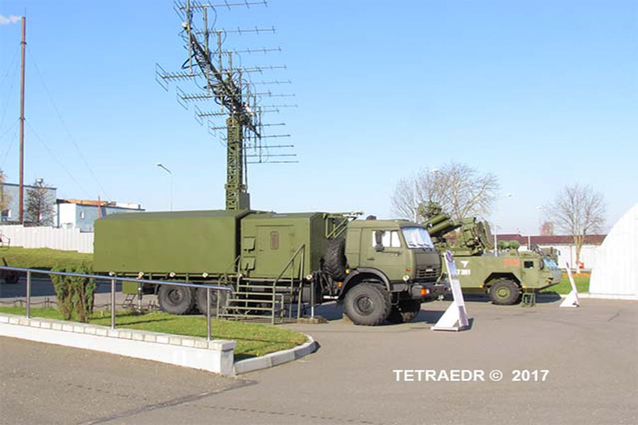 Trang tin quân sự defence-blog dẫn nguồn từ một thông cáo báo chí của Tetraedr cho biết, một số khách hàng tiềm năng của công ty này trong đó có Việt Nam đang dành mối quan tâm đặc biệt đến tổ hợp tên lửa phòng không tầm ngắn Tetraedr T38 “Stiletto” do Tetraedr phát triển. Nguồn ảnh: Tetraedr.