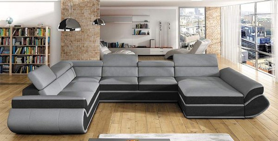 Với lưng tựa có thể điều chỉnh và hình dáng chữ U ấm cúng, chiếc  ghế sofa lớn này rất phù hợp cho những đêm xem phim cùng gia đình hay những lúc đón tiếp khách vào dịp Tết.