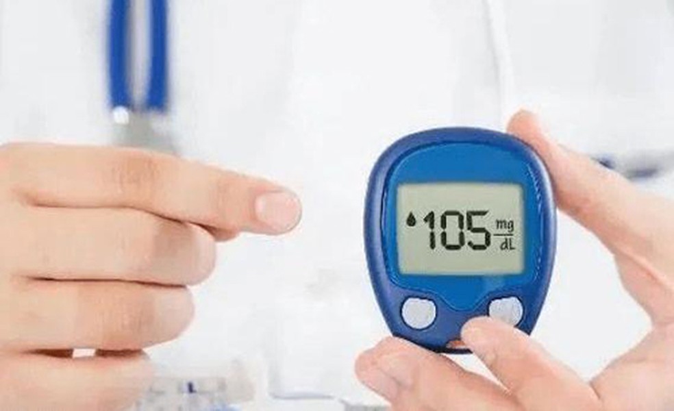 Mắc chứng tiểu đường tuýp 2, cơ thể không tạo đủ insulin hoặc insulin tạo ra không hoạt động bình thường, khiến lượng đường trong máu cao. Lúc này, bệnh nhân sẽ được dùng metformin. Metformin làm giảm sự hấp thụ glucose từ ruột, giảm sản xuất glucose ở gan và cải thiện độ nhạy insulin. Đáng lưu ý, một số  trái cây chứa metformin giúp ổn định đường huyết. (Ảnh minh họa)