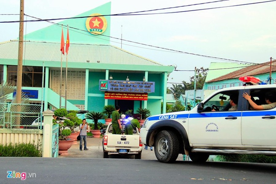 Tại Trung tâm giáo dục dạy nghề và giải quyết việc làm Nhị Xuân, Hóc Môn, người nghiện từ các quận Bình Tân, quận 12, Bình Chánh… liên tục được các cơ quan chức năng thu gom chuyển về.