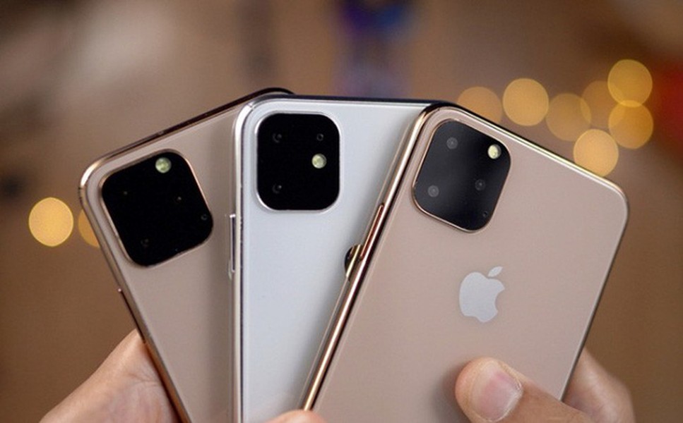 Theo công bố của Apple, giá khởi điểm cho 3 phiên bản iPhone lần lượt là iPhone 11 ở mức 699 USD, iPhone 11 Pro và iPhone 11 Pro Max từ 999 USD và 1099 USD. Ngay trong sáng nay, các cửa hàng tại Việt Nam bắt đầu đưa mức giá dự kiến cho chiếc iPhone chính hãng kèm theo nhiều chương trình khuyến mãi hấp dẫn.