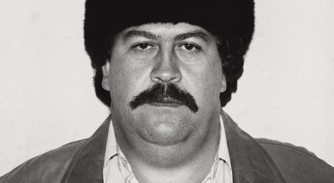 Vào giữa những năm 1980,  trùm ma túy Pablo Escobar kiếm được khoảng 420 triệu USD một tuần (tổng cộng gần 22 tỷ USD mỗi năm).