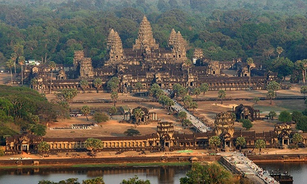 Quang cảnh ngôi đền Angkor Wat ở tỉnh Xiêm Riệp, cách thủ đô Phnom Penh khoảng 314 km về phía tây bắc. Ảnh chụp ngày 2/3/2007.