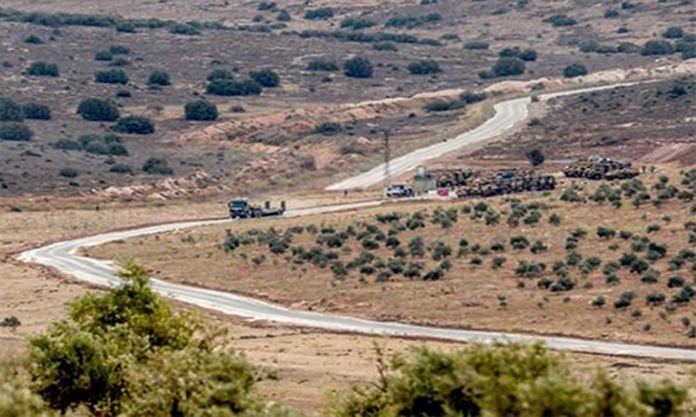 Hãng Fars (Iran) đưa tin,  Thổ Nhĩ Kỳ đổ quân vào Syria để tiến hành nhiệm vụ trinh sát tại tỉnh Idlib. Ảnh: FNA.