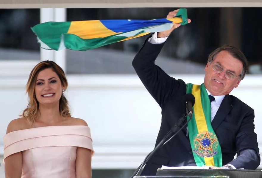 Ngày 1/1 (giờ địa phương), tân  Tổng thống Brazil Jair Bolsonaro, 63 tuổi, đã chính thức tuyên thệ nhậm chức trong buổi lễ được tổ chức tại Dinh Tổng thống Planalto ở thủ đô Brasilia. (Nguồn ảnh: Reuters)