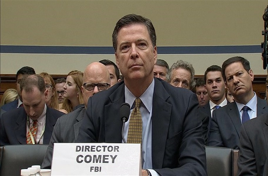 Trong cuộc phỏng vấn với New York Times gần đây, cựu Giám đốc FBI James Comey đã chia sẻ về cuộc sống hiện tại bình yên ở Virginia, kể từ sau khi ông bị  Tổng thống Trump sa thải vào năm 2017. Ảnh: NBC.