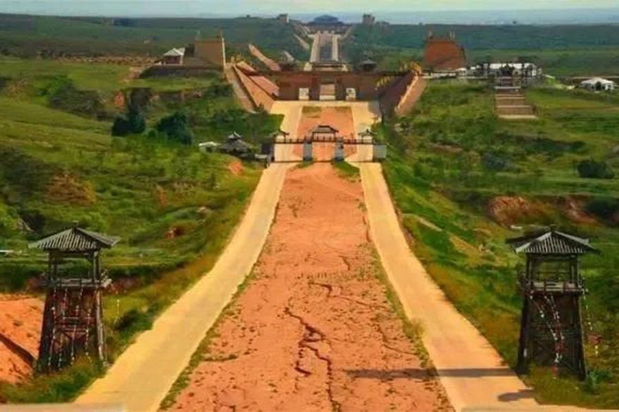 " Đường cao tốc” này có tổng chiều dài khoảng 900km nhưng nếu chỉ tính đoạn gấp khúc vòng qua núi, sông thì khoảng 700 km