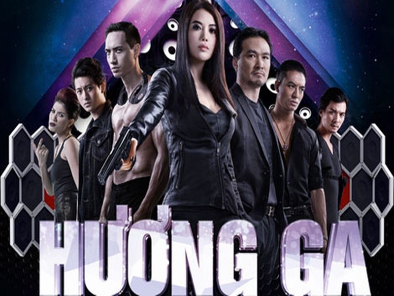 “Hương Ga” ra rạp năm 2014. Phim được chuyển thể từ tiểu thuyết “Phiên bản” của nhà văn Nguyễn Đình Tú. Nội dung phim kể về cuộc đời của bà trùm Hương Ga. Cùng nhìn lại dàn diễn viên sau 7 năm phim lên sóng. Ảnh: VTV