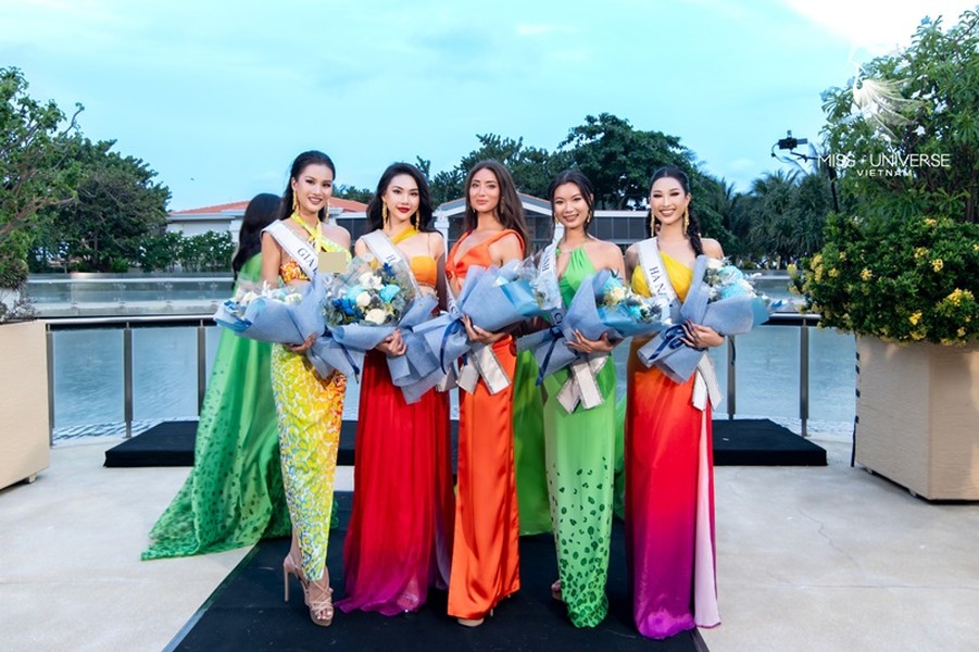 Ban tổ chức  Miss Universe Vietnam 2023 vừa công bố top 5 Người đẹp biển gồm: Hương Ly, Trịnh Thị Hồng Đăng, Lydie Vũ, Phạm Thị Anh Thư và Bùi Quỳnh Hoa. Ảnh: Miss Universe Vietnam.