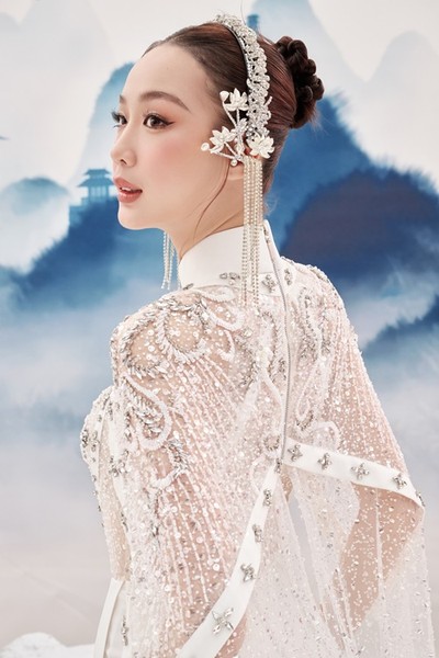  Hoa hậu Bảo Ngọc vừa chia sẻ lý do diện áo dài trong chung kết Miss Intercontinental 2023 - Hoa hậu Liên lục địa 2023.