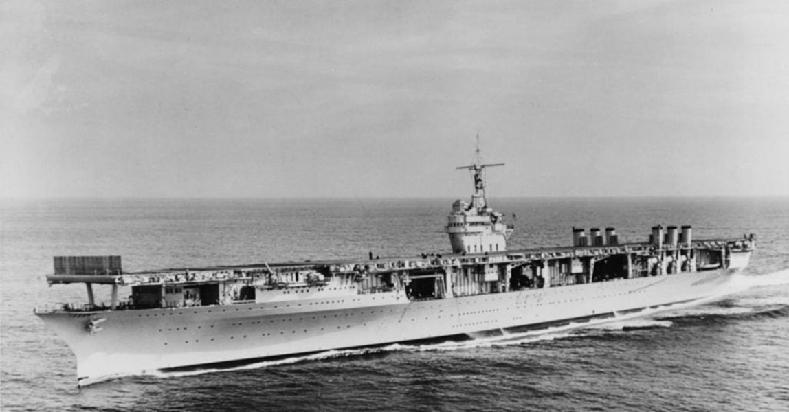 Đứng ở vị trí thứ sáu trong danh sách là  tàu sân bay USS Ranger của Mỹ. Ranger là một tàu tương đối nhỏ, có kích thước và trọng lượng rẽ nước gần bằng chiếc tàu sân bay đầu tiên của Hoa Kỳ là chiếc USS Langley.