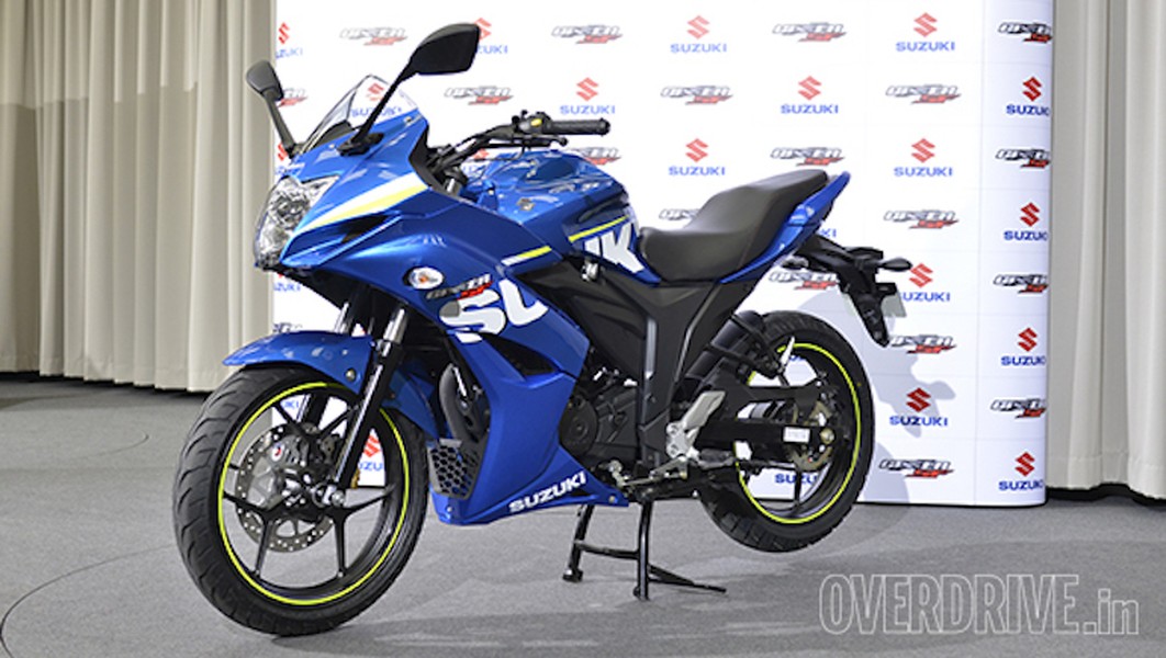 Được phát triển từ mẫu naked bike Gixxer, nhưng  sportbike Gixxer SF mang "dáng dấp" của "thần gió" Hayabusa ở phần đầu xe.