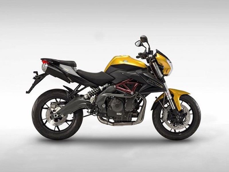 Có tên gọi đầy đủ là  Benelli TNT 600i LE, phiên bản mới của mẫu naked bike tầm trung này được Benelli dành riêng cho Ấn Độ.