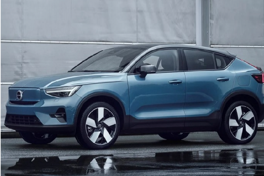 Lần đầu được giới thiệu vào tháng 3 năm ngoái,  Volvo C40 2022 mới là phiên bản crossover lấy cảm hứng từ XC40 Recharge chạy điện đã được phân phối tại Thái Lan.