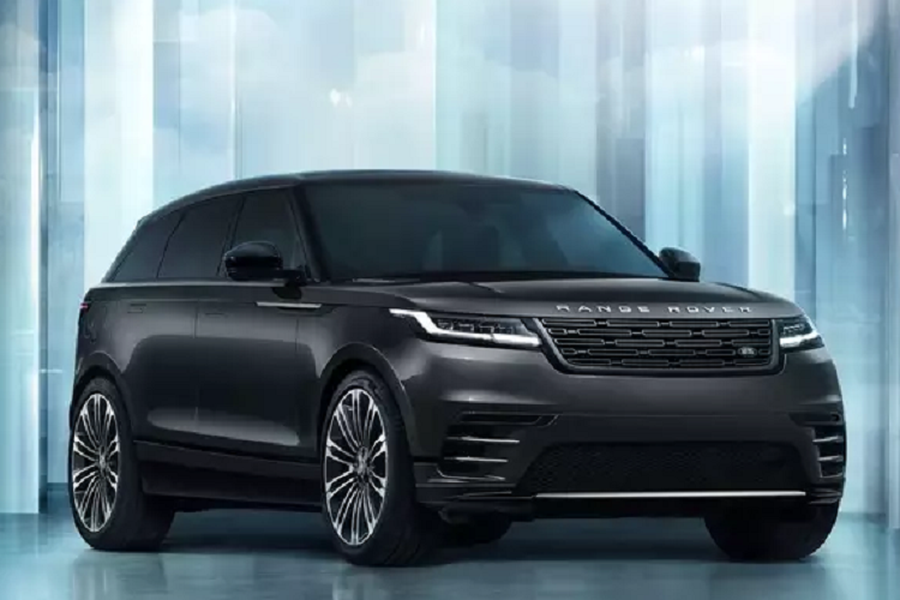  Range Rover Velar hạng sang cỡ trung là mẫu SUV được Land Rover giới thiệu lần đầu vào năm 2017, nhằm lấp vào khoảng trống giữa Evoque và Range Rover Sport. Lần nâng cấp giữa chu kỳ đầu tiên là vào năm 2020. Và sau 3 năm, hãng xe Anh Quốc nâng cấp một lần nữa với nhiều cải tiến mới.