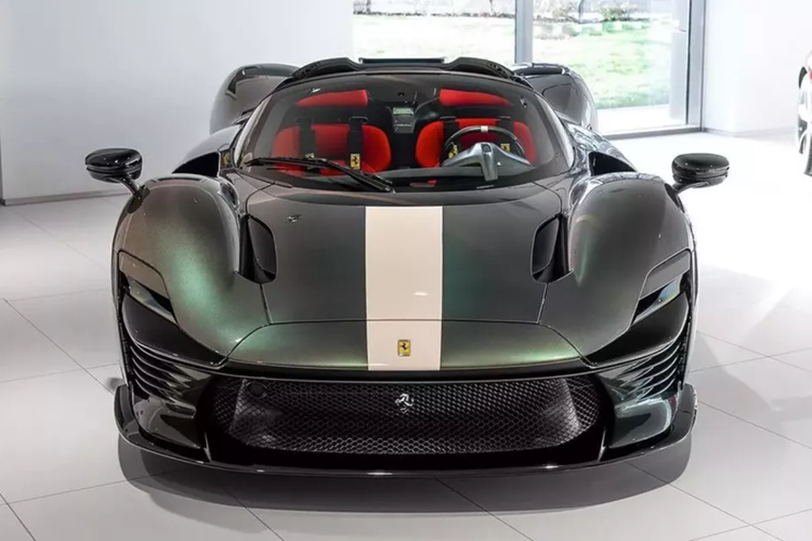 Ferrari luôn biết cách làm cho các siêu xe của mình trở thành hàng hiếm, dù mẫu xe đó có sản xuất đại trà, tuy nhiên, hãng sẽ giới hạn doanh số bằng cách chia đều cho 100%, chẳng hạn, đơn hàng chiếc SUV đầu tiên của họ là Purosangue tăng mạnh và mới đây nhất là  Ferrari Daytona SP3 độc nhất vô nhị.     