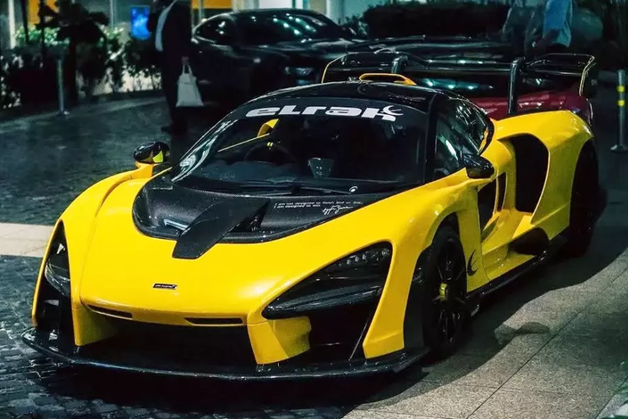  McLaren Senna là siêu xe hypercar khá đặc biệt vì tiếp nối thành công của dòng xe McLaren P1 để lại, nhưng nó lại không sử dụng hệ truyền động hybrid, mà 100% là máy xăng.