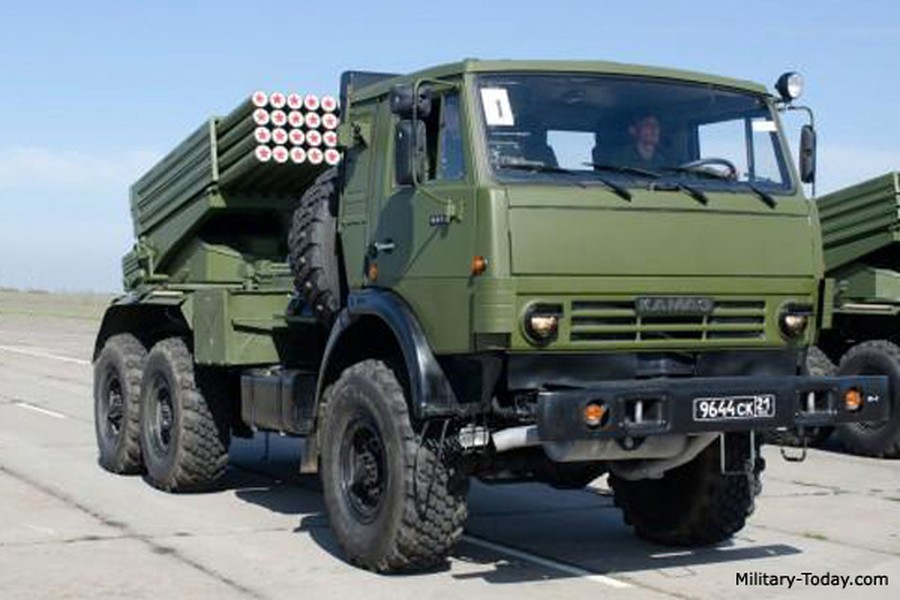 Hệ thống  pháo phản lực phóng loạt (MRLS) Grad-K mới nhất của Nga, đã xuất hiện một cách “bí ẩn” trong biên chế của quân đội Cộng hòa Nhân dân Donetsk (DPR) và Lugansk (LPR) tự xưng. Đây là loại pháo phản lực Grad nổi tiếng, nhưng sử dụng khung gầm xe ô tô KAMAZ.