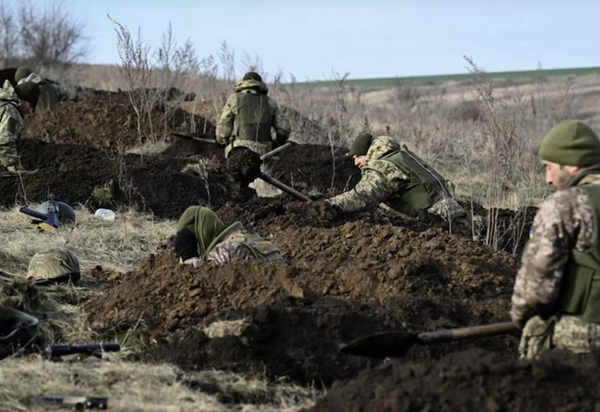 Quỹ đạo phát triển của cuộc "đại phản công" của  Quân đội Ukraine có thể khiến Kiev và cả các nước phương Tây đứng sau thất vọng; từ sắc thái “bừng bừng khí thế tiến công”, đến “lâm thời phòng ngự” và bây giờ là “phòng thủ toàn chiến tuyến”.