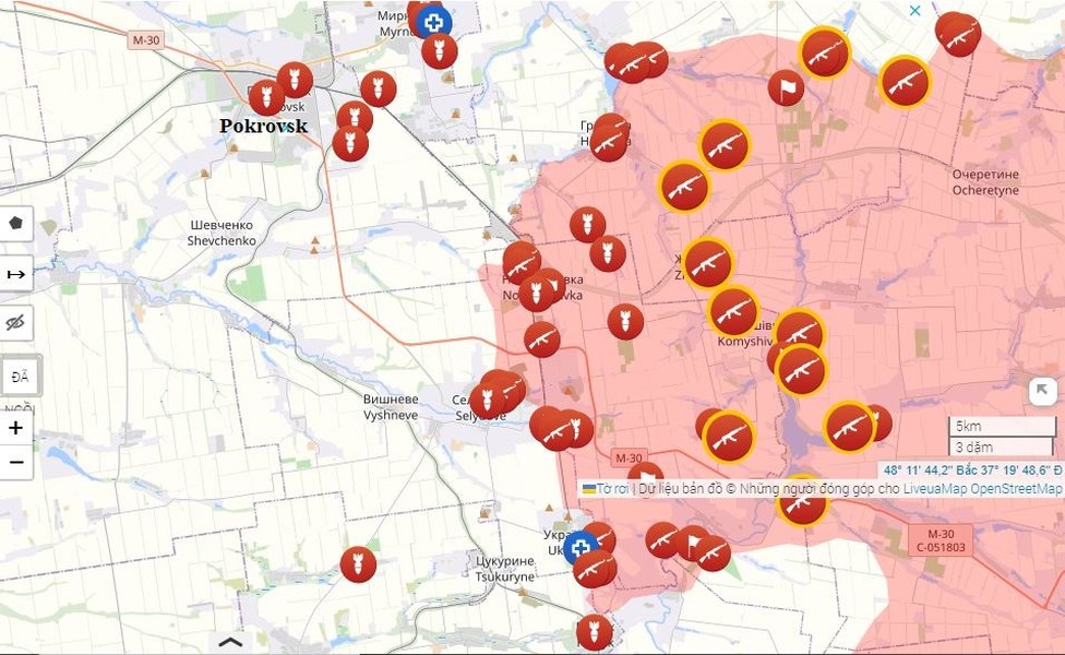 Cuộc tấn công của  Quân đội Nga vào thành phố Pokrovsk ở phía đông tỉnh Donetsk, không chỉ đe dọa đến lực lượng đồn trú và các tuyến tiếp tế quan trọng của Quân đội Ukraine ở Donbass, mà còn cả Quân đội Ukraine ở phía nam thành phố. 