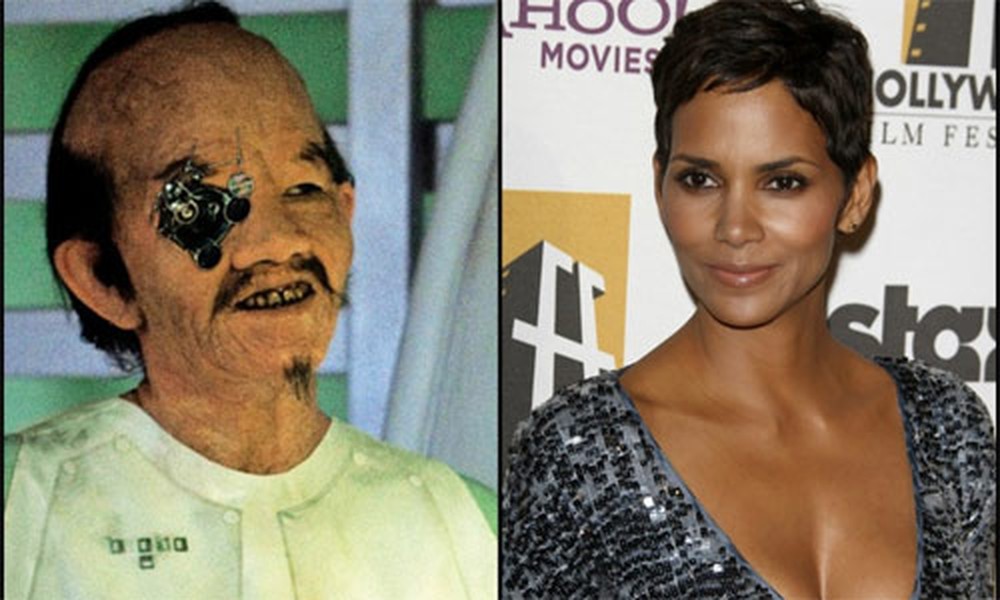 Halle Berry đã được hóa trang để biến thành một thủ lĩnh bộ lạc ăn thịt người ghê rợn trong phim Cloud Atlas. Tạo hình của Halle Berry trong phim khiến khán giả không còn nhận ra cô nữa bởi cô đã biến dạng thành một người khác hẳn.