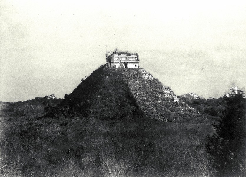 Kukulkan - ngôi đền cổ của người Maya nổi tiếng thế giới nằm tại thành phố cổ Chichen Itza, Bắc bán đảo Yucatan, Mexico.