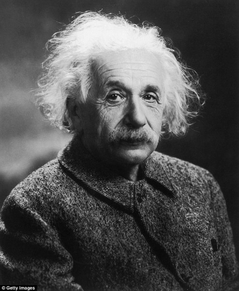 Trong lá thư gửi người em gái Maja năm 1922, nhà vật lý thiên tài  Albert Einstein đã bày tỏ sự lo lắng cho tương lai của nước Đức trong bối cảnh tư tưởng chủ nghĩa dân tộc và bài Do Thái ngày càng tăng trong những năm trước khi Hitler nắm quyền lực.