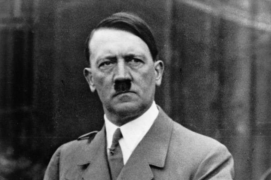 Trùm phát xít Hitler trở thành mục tiêu ám sát không chỉ của lực lượng đồng minh mà cả chính binh sĩ  Đức quốc xã.