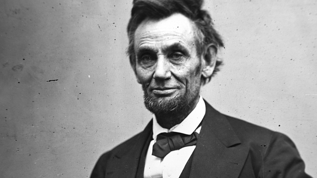 Tổng thống Mỹ Abraham Lincoln là một trong những  nhân vật nổi tiếng lịch sử được công chúng yêu quý và ngưỡng mộ. Thói quen ăn uống của ông chủ Nhà Trắng này khiến nhiều người quan tâm.