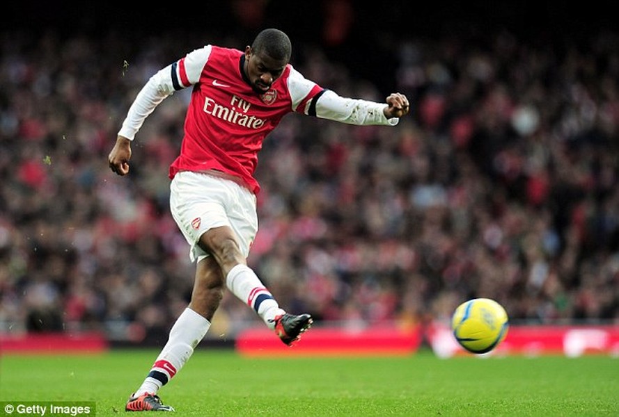 Kể từ tháng 3/2013 đến nay, Abou Diaby chỉ đá 2 trận cho Arsenal vì liên tục bị chấn thương hành hạ. Trận gần nhất, Diaby được ra sân là thất bại trước Southampton tại League Cup (24/9/2014). Sau trận này, anh tiếp tục mất hút vì chấn thương.