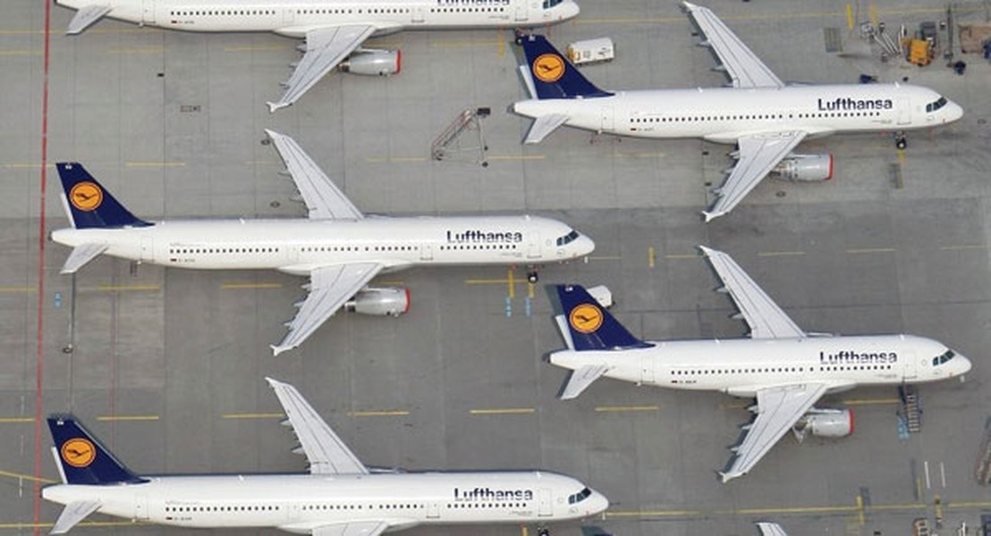 Cơ quan hàng không Đức thông báo, hơn 1.300 chuyến bay của hãng hàng không Lufthansa bị hủy do nghiệp đoàn phi công của hãng này bắt đầu đình công từ ngày 1 đến 2/12/2014. Phi công hãng Lufthansa đình công vì bất đồng về phúc lợi hưu trí.