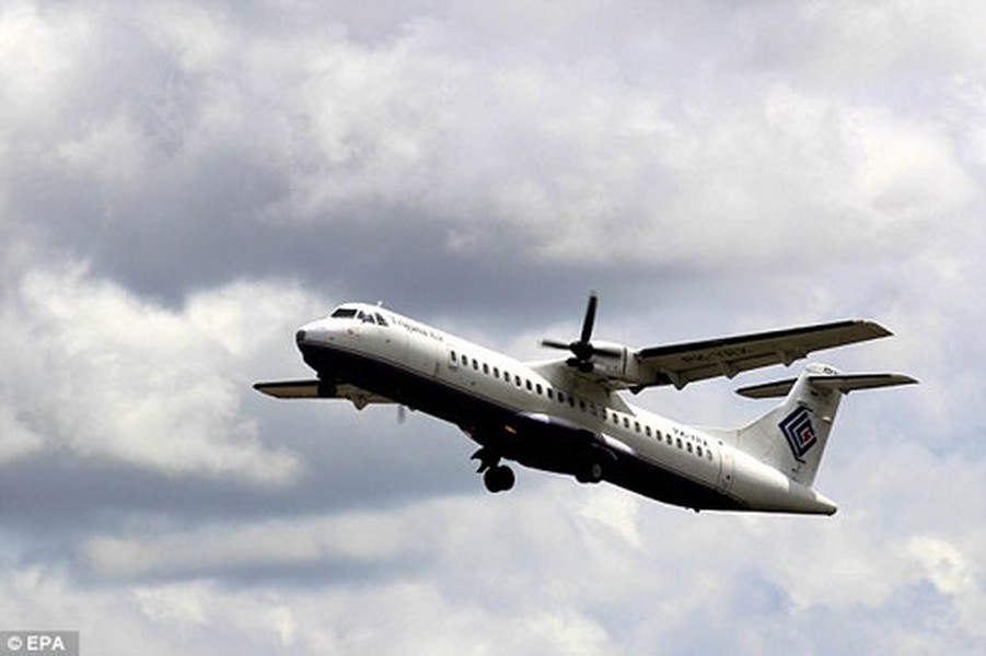 Phi đội máy bay của hãng hàng không Trigana Air vừa có  máy bay Indonesia rơi gồm 7 chiếc ATR 42-300, 3 chiếc ATR 72-200, 1 chiếc Boeing 737-400, 3 chiếc Boeing 737-300, 3 chiếc Boeing 737-200 và 4 chiếc Boeing 737-300F. Ngoài ra, hãng còn có 3 chiếc de Havilland Canada DHC-6 Twin Otter và de Havilland Canada DHC-4 Caribou.